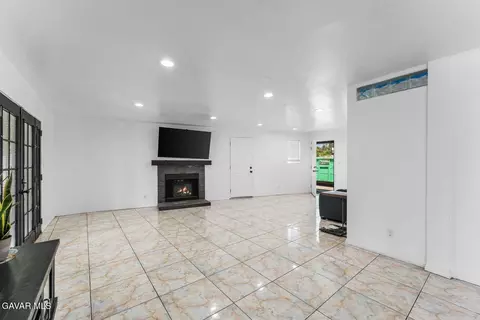 7431 Vanalden Ave, Reseda, CA 91335 photo 12