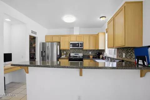 751 Pino Ave, Lancaster, CA 93535 photo 11