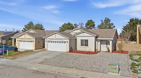 751 Pino Ave, Lancaster, CA 93535 photo 32