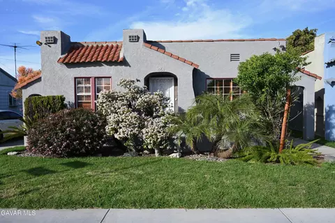 461 Osgood St E, Long Beach, CA 90805