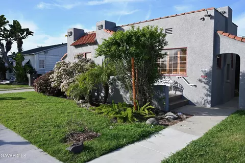 461 Osgood St E, Long Beach, CA 90805 photo 2