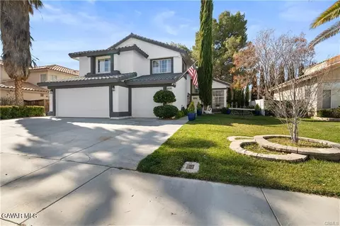 Exterior - 44519 Shadowcrest Dr, Lancaster, CA 93536 photo 1 of 4