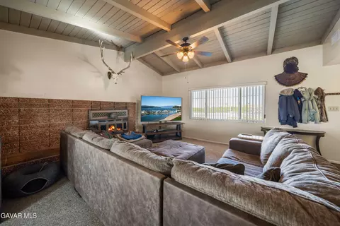 Living - 10872 Peach Ave, Hesperia, CA 92345 photo 3 of 3
