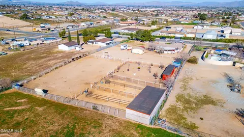 View/Area - 10872 Peach Ave, Hesperia, CA 92345 photo 4 of 12