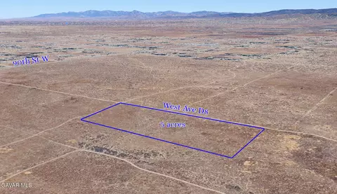 cor 95 stw #D8, Lancaster, CA 93536