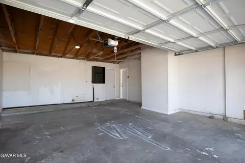 Other - 40629 178th St, Lake Los Angeles, CA 93535 photo 5 of 5