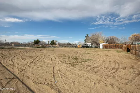 Other - 40629 178th St, Lake Los Angeles, CA 93535 photo 1 of 5