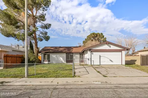3521 Avenue K13 W, Lancaster, CA 93536