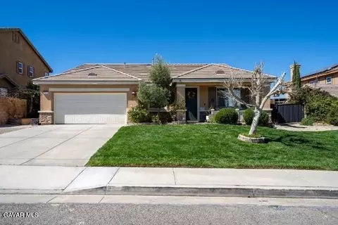 37233 Weeping Branch St, Palmdale, CA 93550