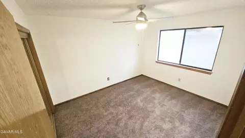 Bedroom - 40985 174th St, Lancaster, CA 93535 photo 4 of 6