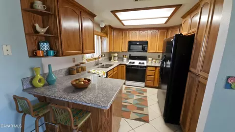 Kitchen - 40985 174th St, Lancaster, CA 93535 photo 1 of 2