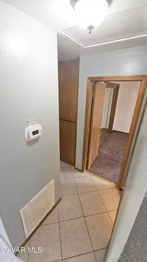 Entry Way - 40985 174th St, Lancaster, CA 93535 photo 1 of 1