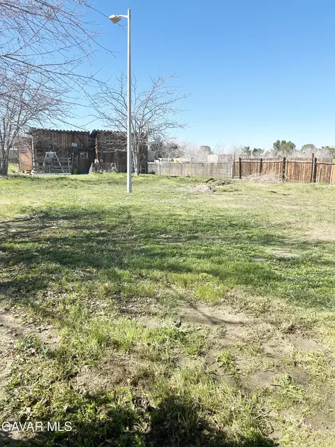 Exterior - 40985 174th St, Lancaster, CA 93535 photo 18 of 20
