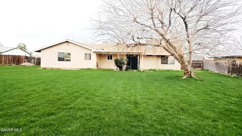 Exterior - 40985 174th St, Lancaster, CA 93535 photo 13 of 20