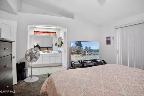5868 Opal Ave, Palmdale, CA 93552 photo 15