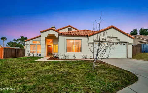 36634 Sulphur Springs Rd, Palmdale, CA 93552