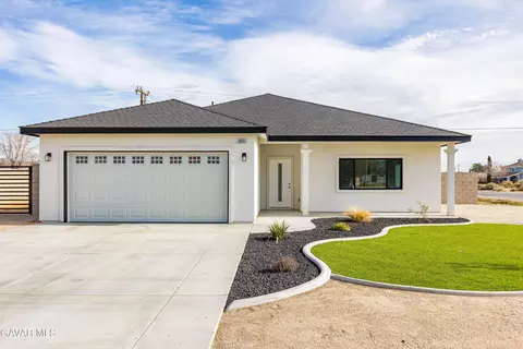 8633 Hickory Dr, California City, CA 93505
