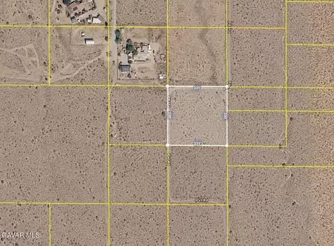 17130 Fort Tejon Rd, Llano, CA 93544