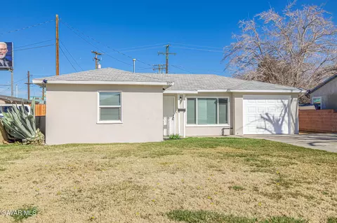 937 Norberry St W, Lancaster, CA 93534