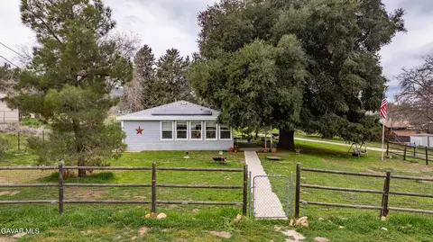 40115 87th St W #W, Leona Valley, CA 93551