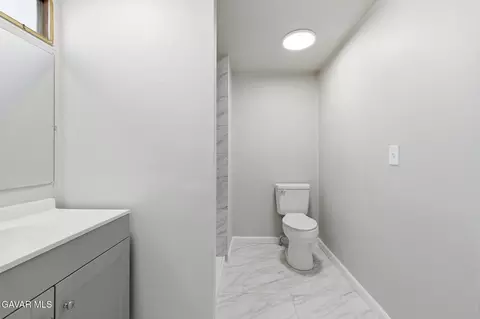Bath - 43850 20th St E #83, Lancaster, CA 93535 photo 4 of 4