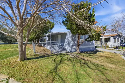 Exterior - 43850 20th St E #83, Lancaster, CA 93535 photo 3 of 5