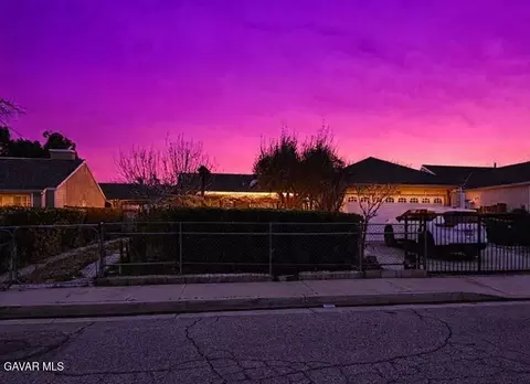 45826 Desert Springs Dr, Lancaster, CA 93534