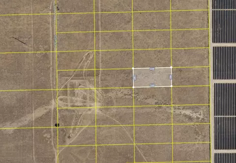 Nearby W Ave D12/105th St W, Lancaster, CA 93536