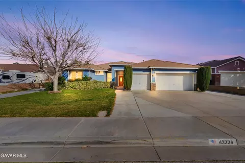 43334 Shady Hollow Ln, Lancaster, CA 93536