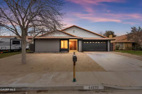 44022 Andale Ave, Lancaster, CA 93535