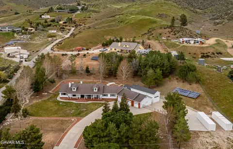40012 Valle View Ln, Leona Valley, CA 93551