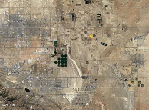 100 Th St Esouth Of Ave K8, Lancaster, CA 93535 photo 5