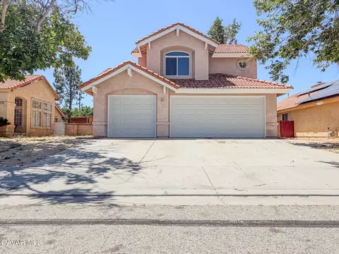 1768 Mesa Dr E, Lancaster, CA 93535