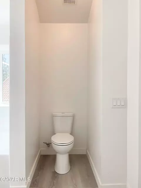 Bath - 1768 E Mesa Dr, Lancaster, CA 93535 photo 3 of 5