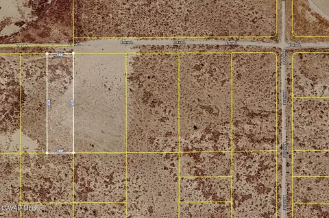 7700 Avenue L E, Palmdale, CA 93552