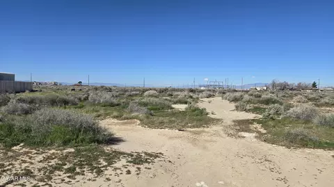 92 Nd St East Vicinity Ave E2, Lancaster, CA 93535 photo 2