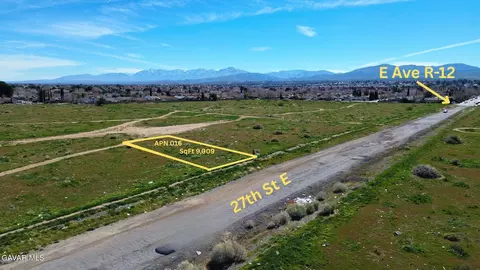 27 Th Ste Vic Ave R10, Palmdale, CA 93550