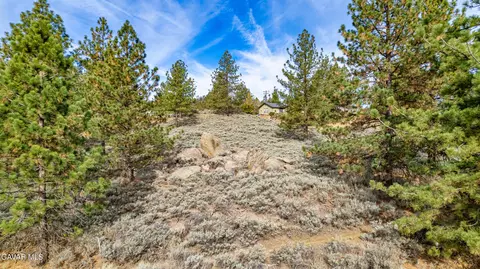 25540 High Rock Ct, Tehachapi, CA 93561 photo 4