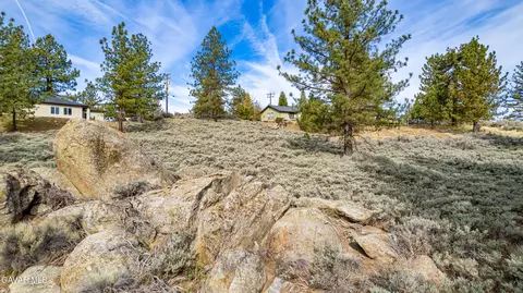 25540 High Rock Ct, Tehachapi, CA 93561 photo 6