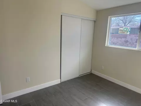 44655 E 4th St, Lancaster, CA 93535 photo 4