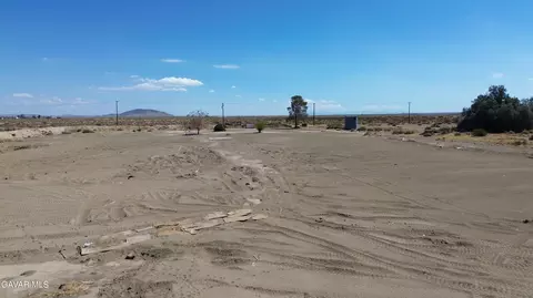 38901 E 230th St, Palmdale, CA 93591 photo 29