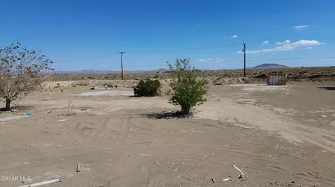 38901 E 230th St, Palmdale, CA 93591 photo 16