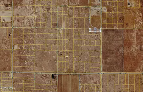 100 Th St Ee Ave H8, Lancaster, CA 93535 photo 2