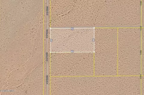 220 Th St Ee Ave H4, Lancaster, CA 93535
