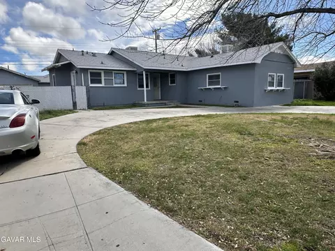 45540 Lostwood Ave, Lancaster, CA 93534