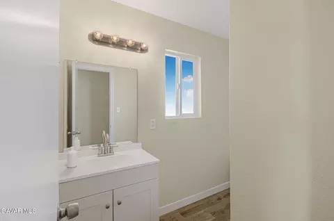 Bath - 47703 28th St E, Lancaster, CA 93535 photo 1 of 4