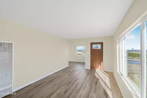 Living - 47703 28th St E, Lancaster, CA 93535 photo 2 of 2