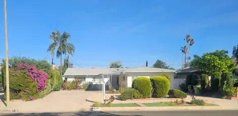 92249226 Gothic Ave, North Hills, CA 91343