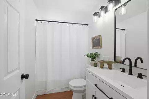 Bath - 37814 Echo Mountain St, Palmdale, CA 93552 photo 1 of 3