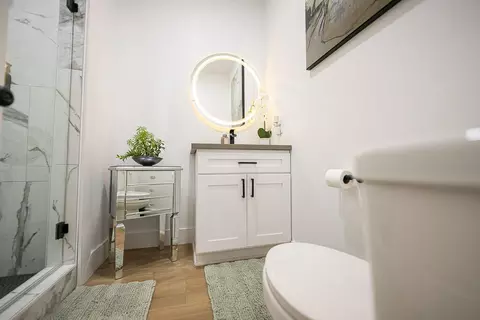 Bath - 47922 85th St W, Lancaster, CA 93536 photo 4 of 7